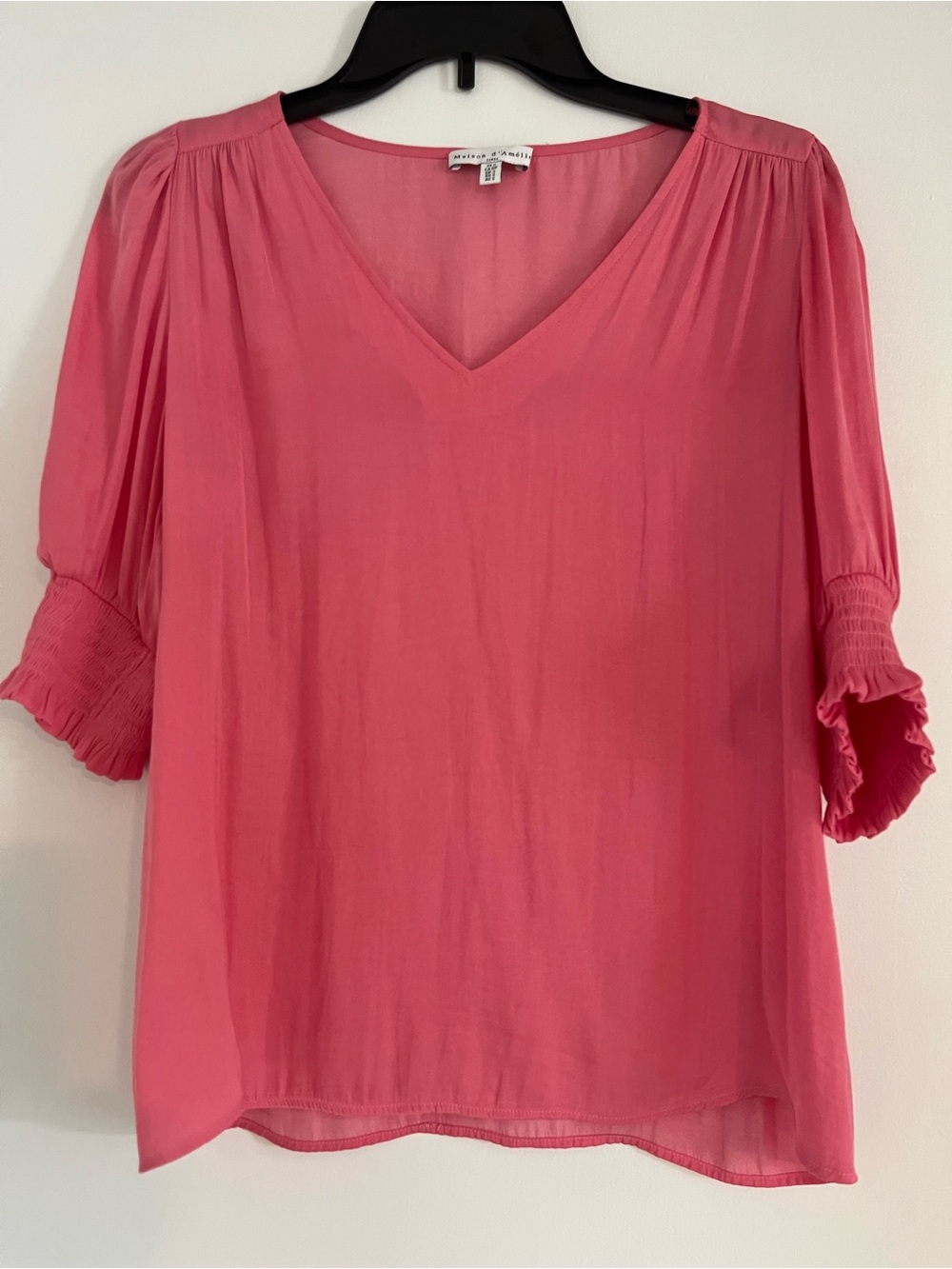 Maison D’Amelie Pink V-Neck Shirred Sleeve Blouse Size Small